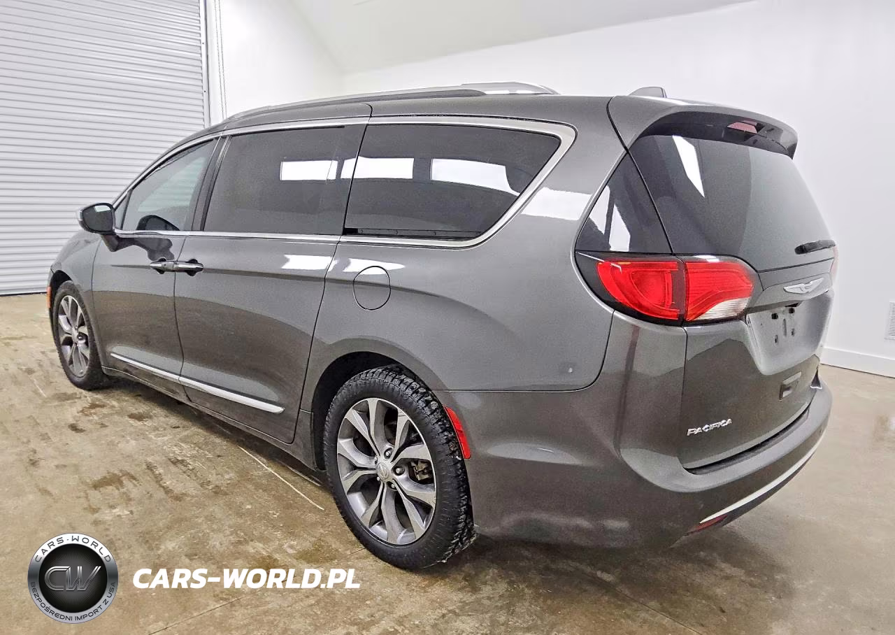 2017 Chrysler Pacifica Limited VIN:2C4RC1GG2HR533654 - 2