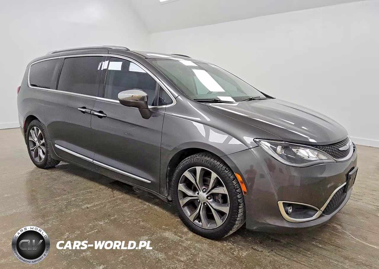 2017 Chrysler Pacifica Limited VIN:2C4RC1GG2HR533654 - 4