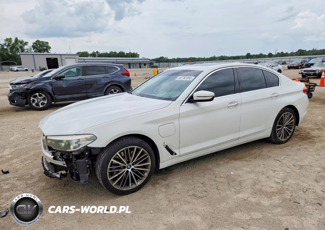 2018 BMW 530Xe VIN:WBAJB1C52JB084191 - 1