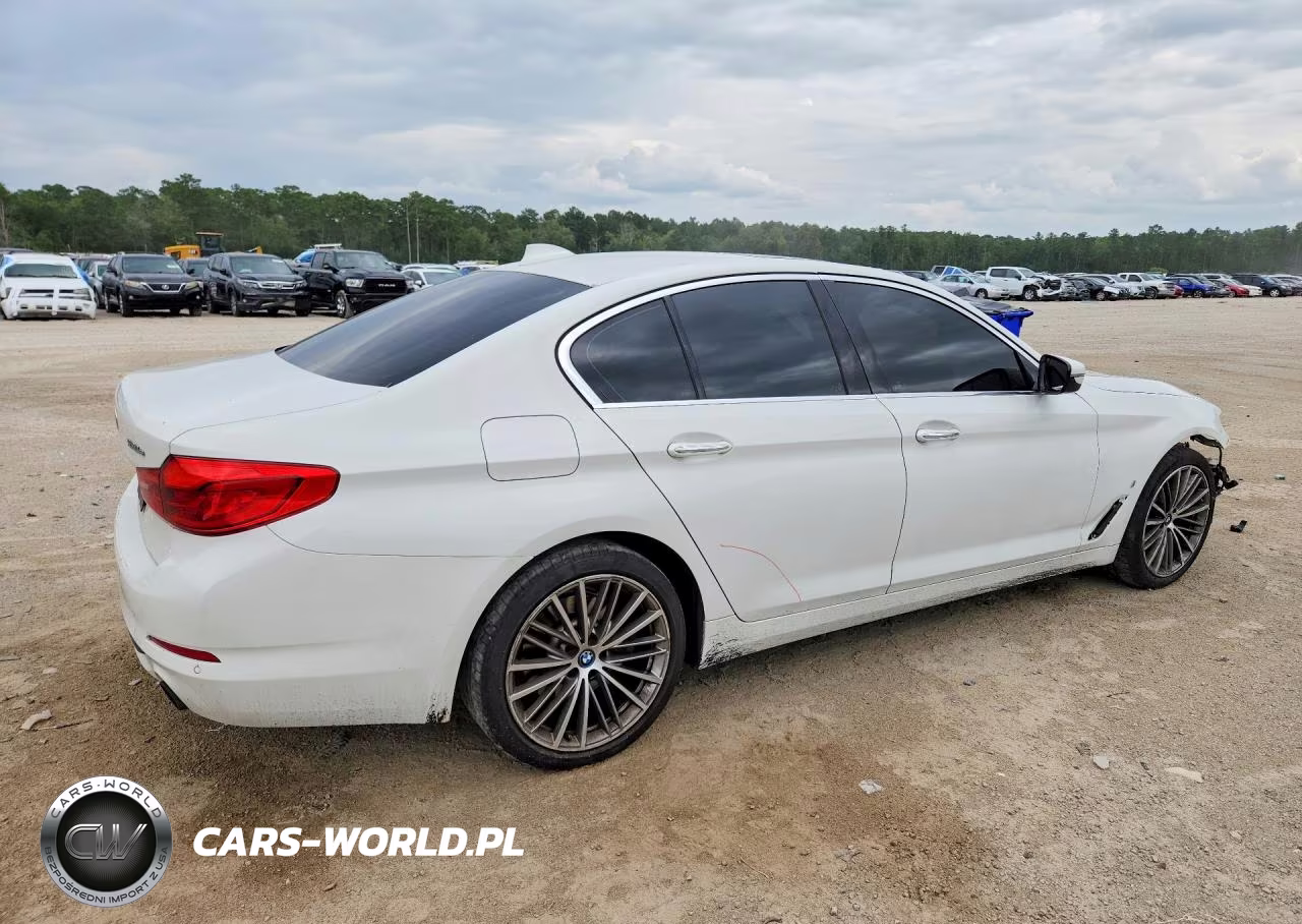 2018 BMW 530Xe VIN:WBAJB1C52JB084191 - 3
