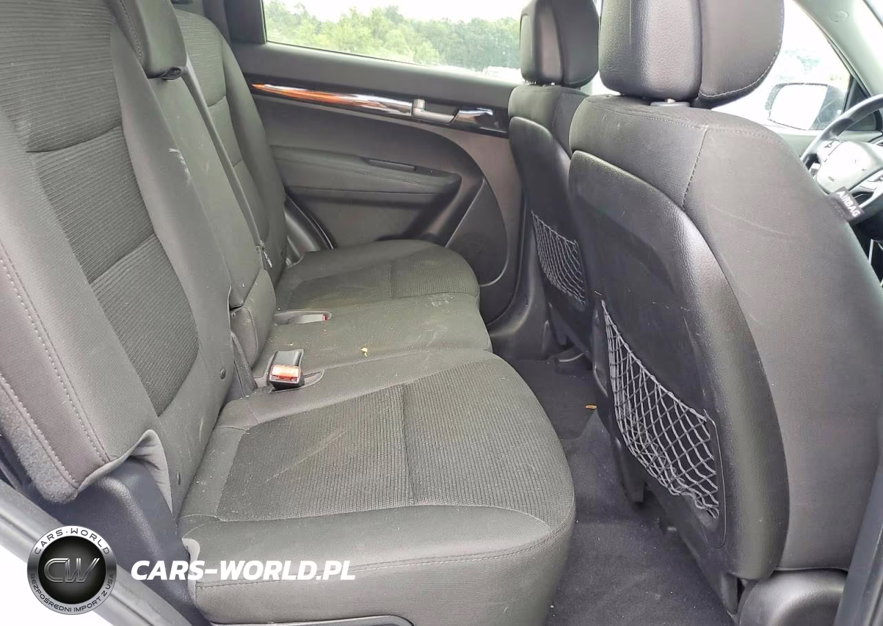 2015 Kia Sorento Lx VIN:5XYKT3A69FG621129 - 11