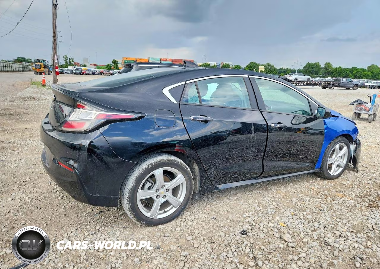 2018 Chevrolet Volt Lt VIN:1G1RA6S53JU106719 - 3