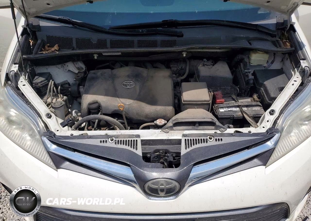 2018 Toyota Sienna Xle 8-Passenger VIN:5TDYZ3DC3JS910058 - 12