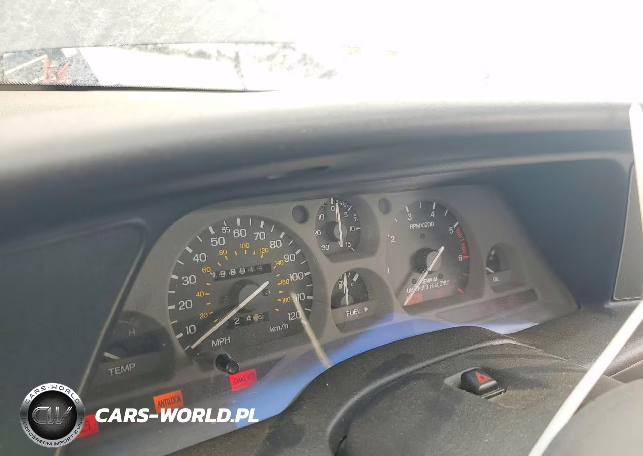 1990 Ford Thunderbird Super Coupe VIN:1FAPP64RXLH152661 - 9