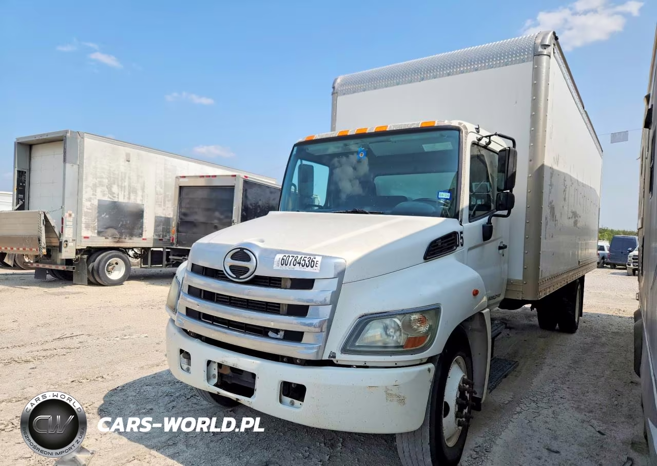 2012 Hino 258-268 Box Truck