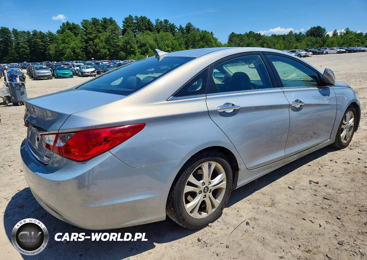 2011 Hyundai Sonata Limited VIN:5NPEC4AC6BH013905 - 3
