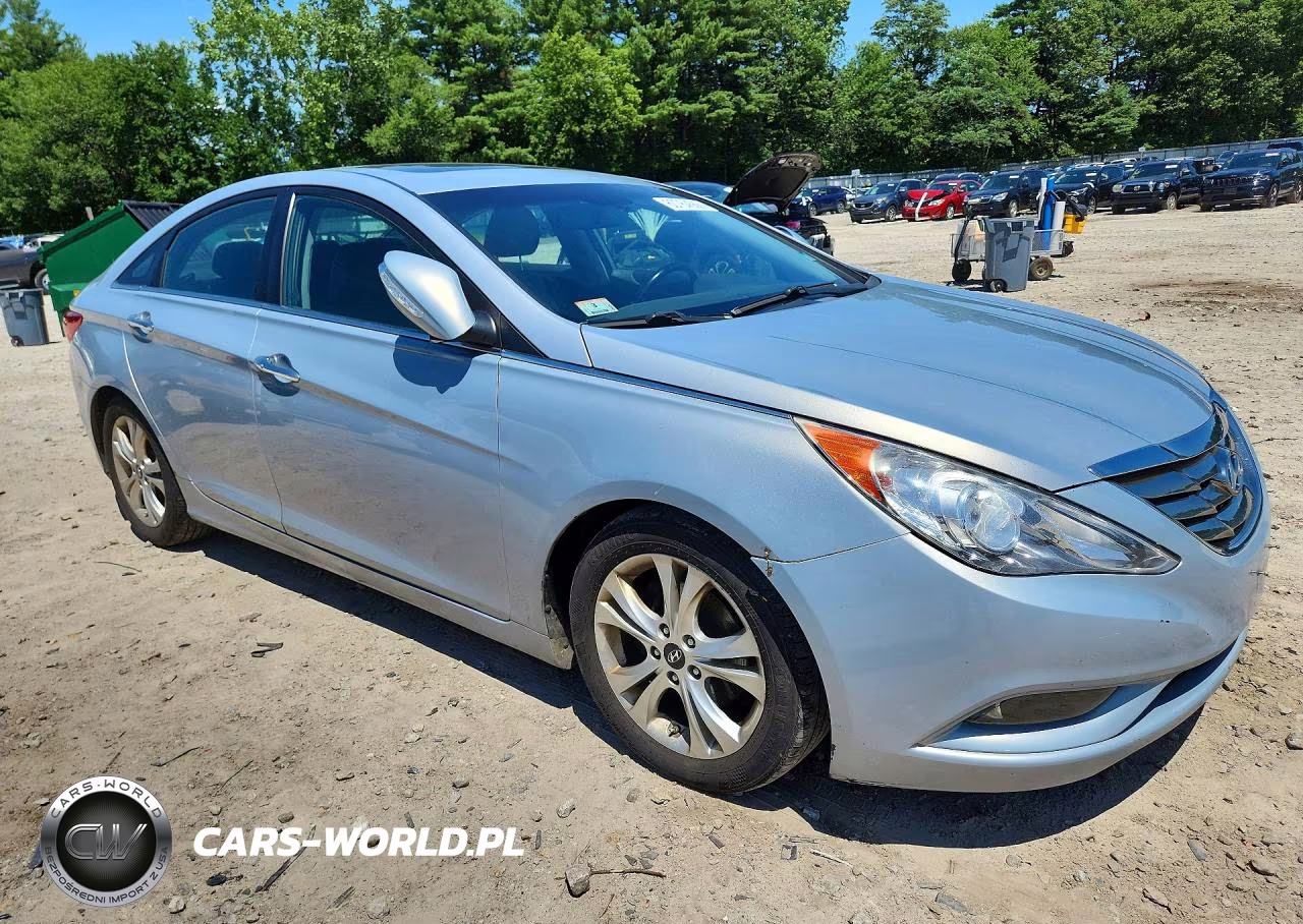 2011 Hyundai Sonata Limited VIN:5NPEC4AC6BH013905 - 4