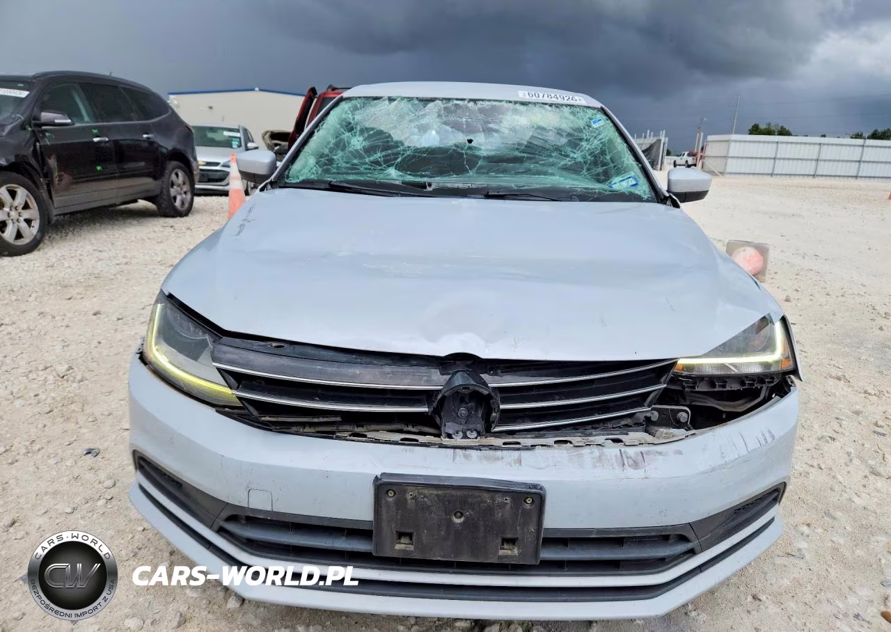 2017 Volkswagen Jetta S VIN:3VW2B7AJXHM316465 - 5