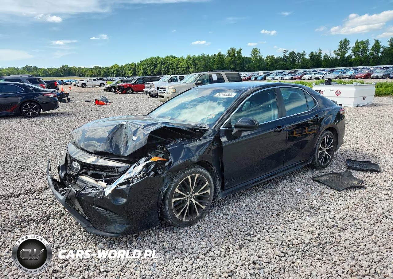 2020 Toyota Camry Se