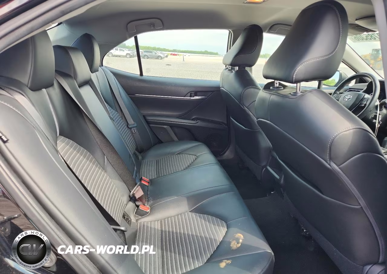 2020 Toyota Camry Se VIN:4T1G11AK6LU364496 - 10