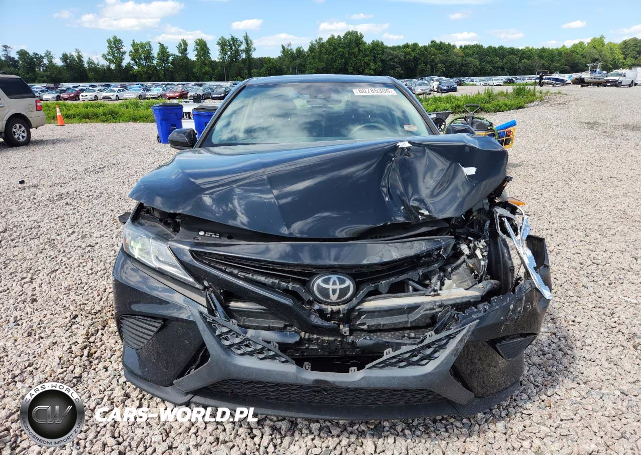 2020 Toyota Camry Se VIN:4T1G11AK6LU364496 - 5