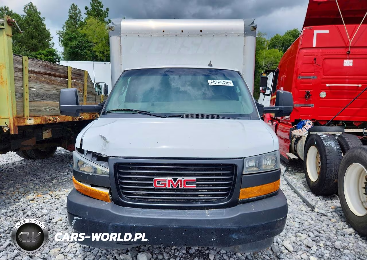 2022 GMC Savana Box Truck VIN:7GZ37TC79NN010400 - 5