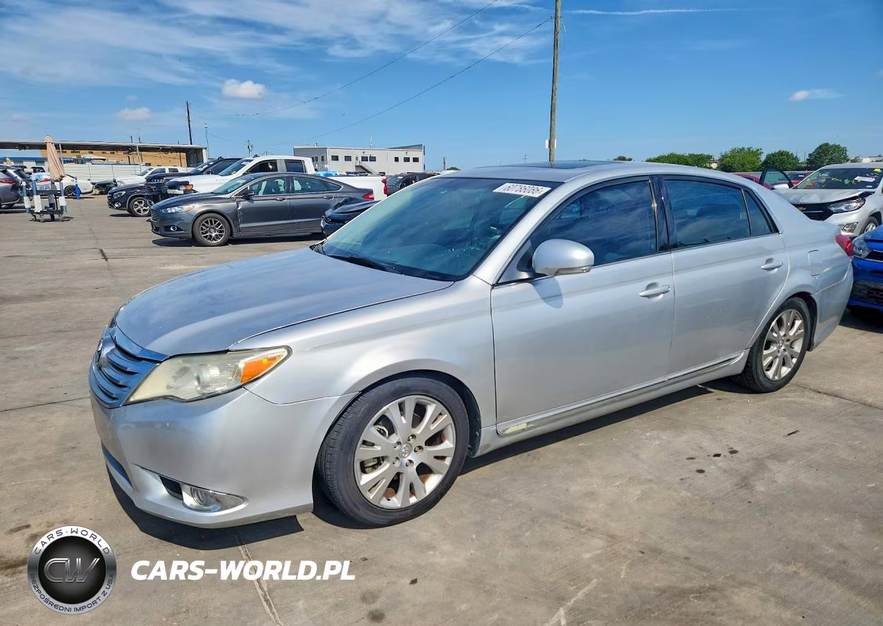 2011 Toyota Avalon Base