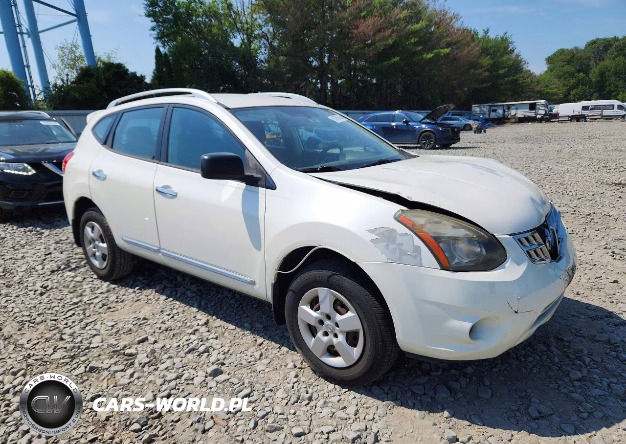 2015 Nissan Rogue Select S VIN:JN8AS5MV1FW753824 - 4