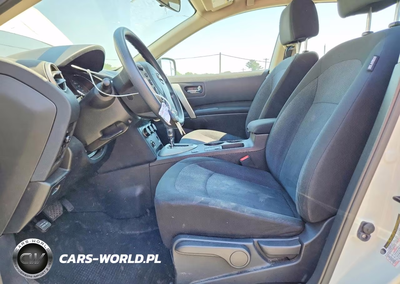 2015 Nissan Rogue Select S VIN:JN8AS5MV1FW753824 - 7