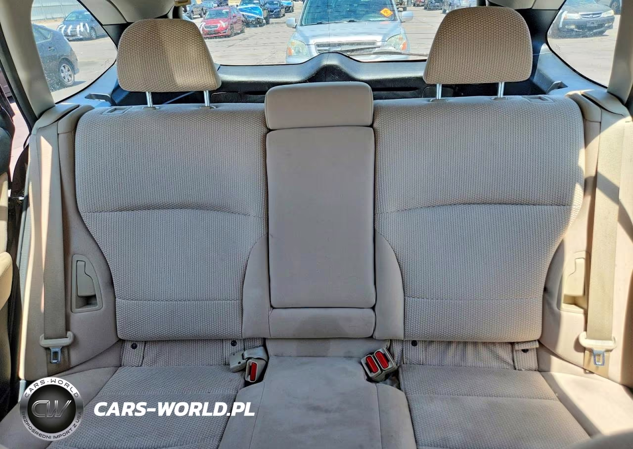 2019 Subaru Outback 2.5I VIN:4S4BSABC6K3277720 - 10