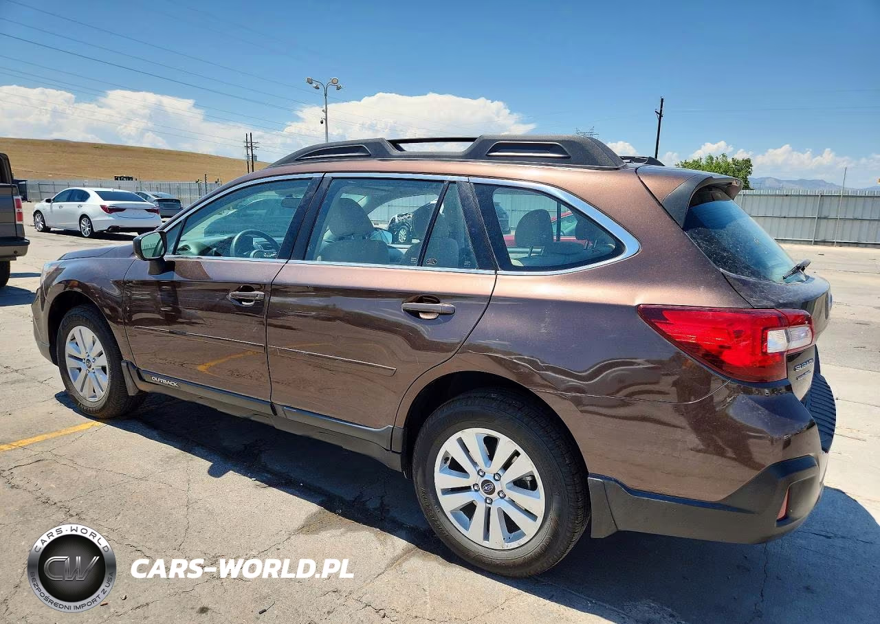 2019 Subaru Outback 2.5I VIN:4S4BSABC6K3277720 - 2