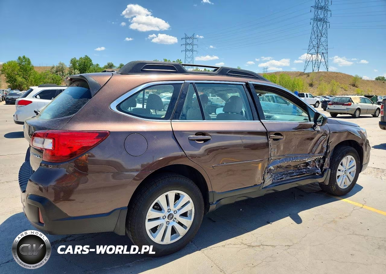 2019 Subaru Outback 2.5I VIN:4S4BSABC6K3277720 - 3