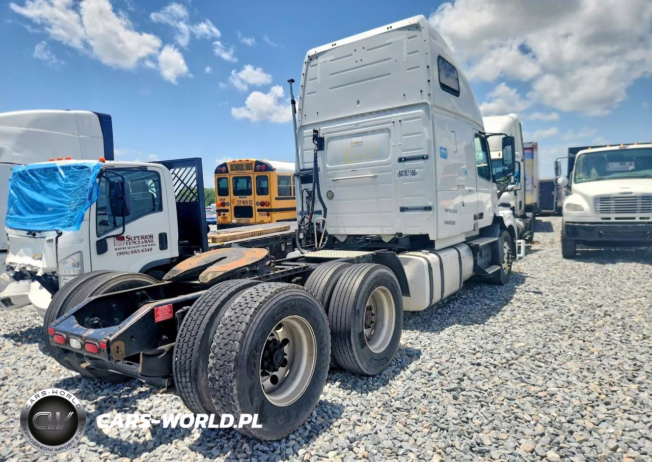 2003 Volvo Vnl Semi Truck VIN:4V4N99EHXFN191473 - 3