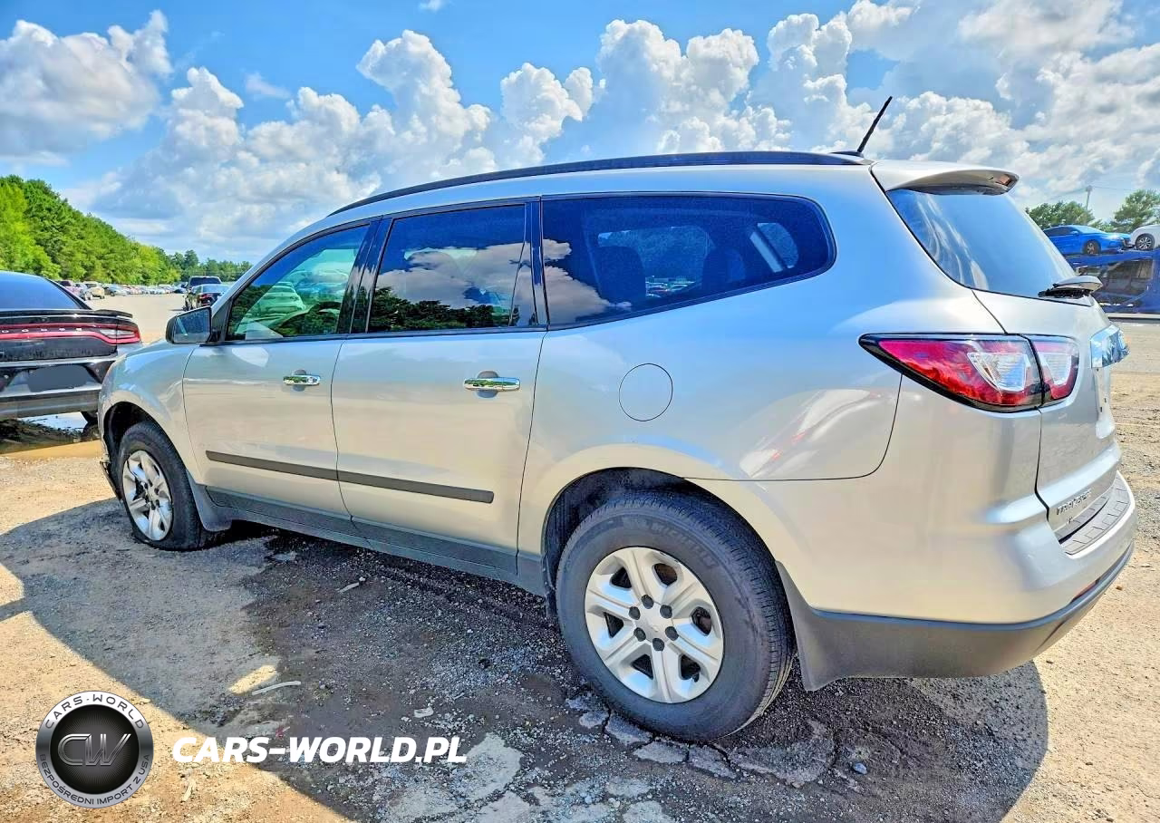 2017 Chevrolet Traverse Ls VIN:1GNKRFKD5HJ335737 - 2