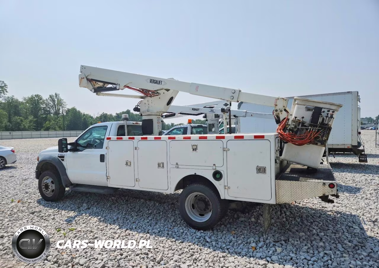 2010 Ford F550 Super Duty VIN:1FDAF5GR2AEB36795 - 13