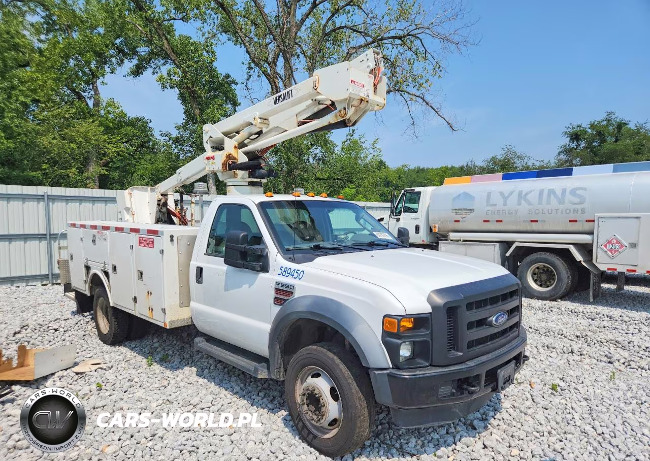 2010 Ford F550 Super Duty VIN:1FDAF5GR2AEB36795 - 4