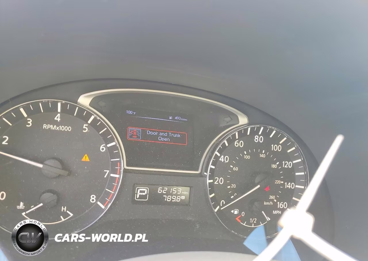 2015 Nissan Altima 2.5 Sv VIN:1N4AL3AP1FC116698 - 9