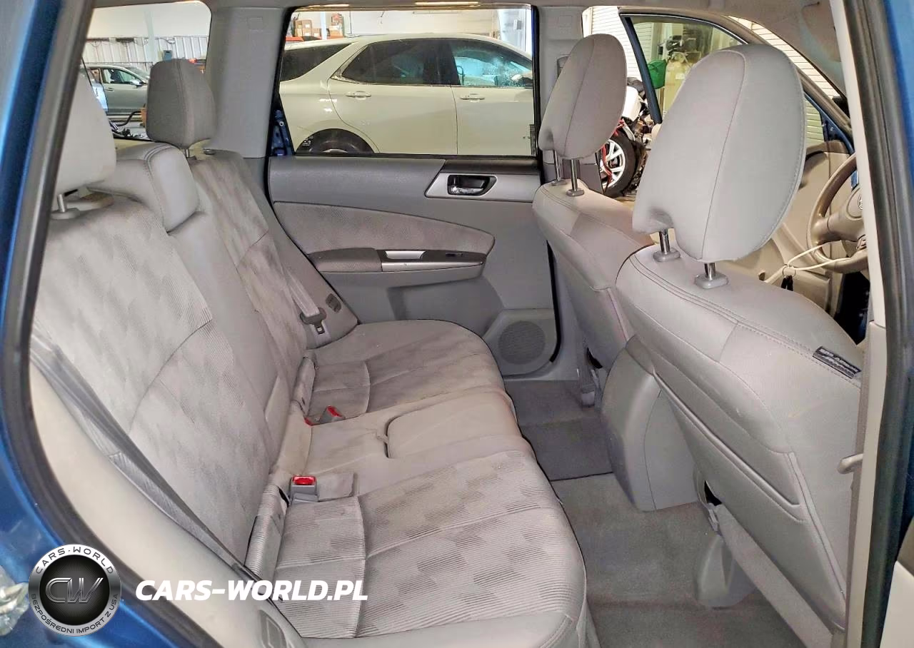 2009 Subaru Forester 2.5X Premium VIN:JF2SH636X9G725177 - 11