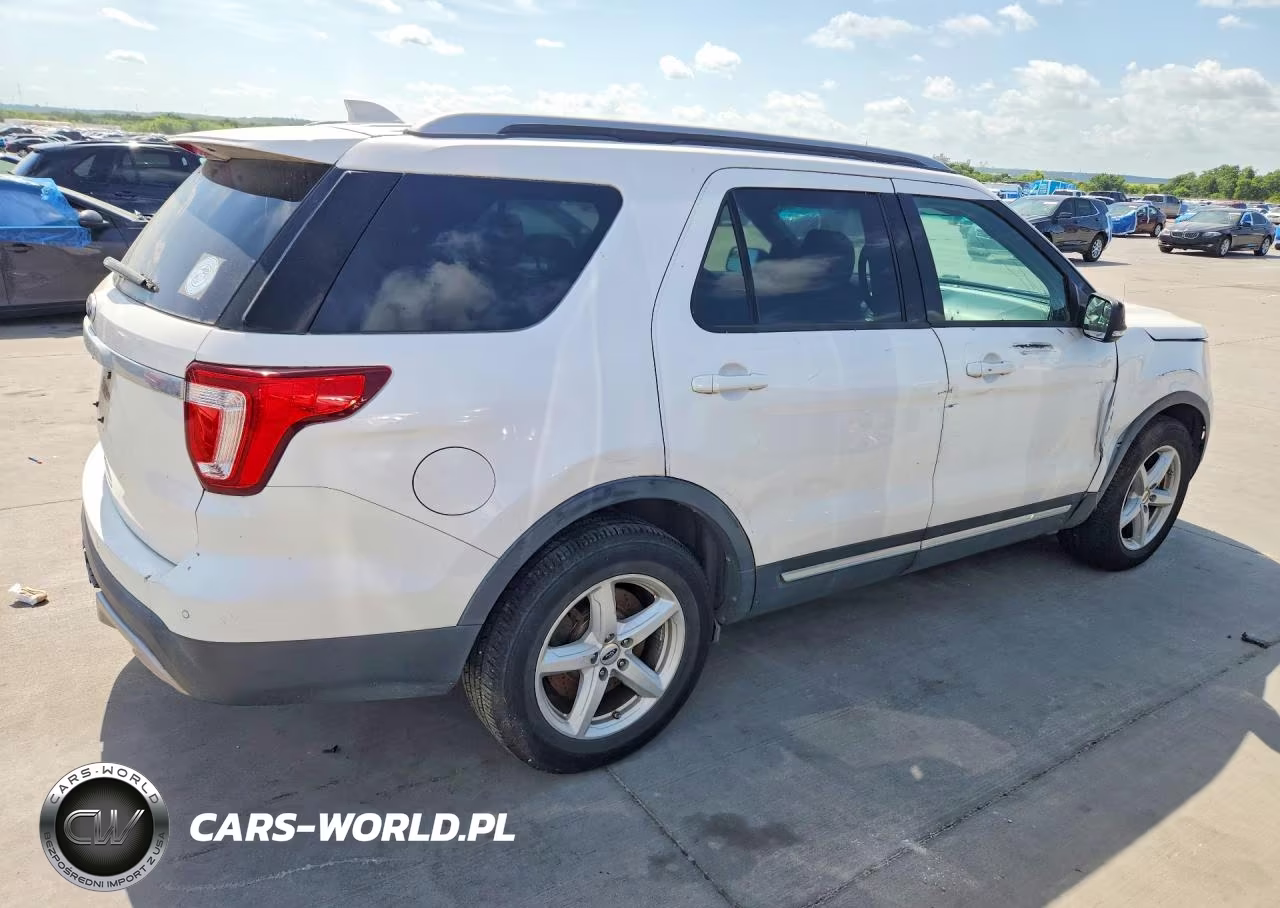 2016 Ford Explorer Xlt VIN:1FM5K7D8XGGC87238 - 3