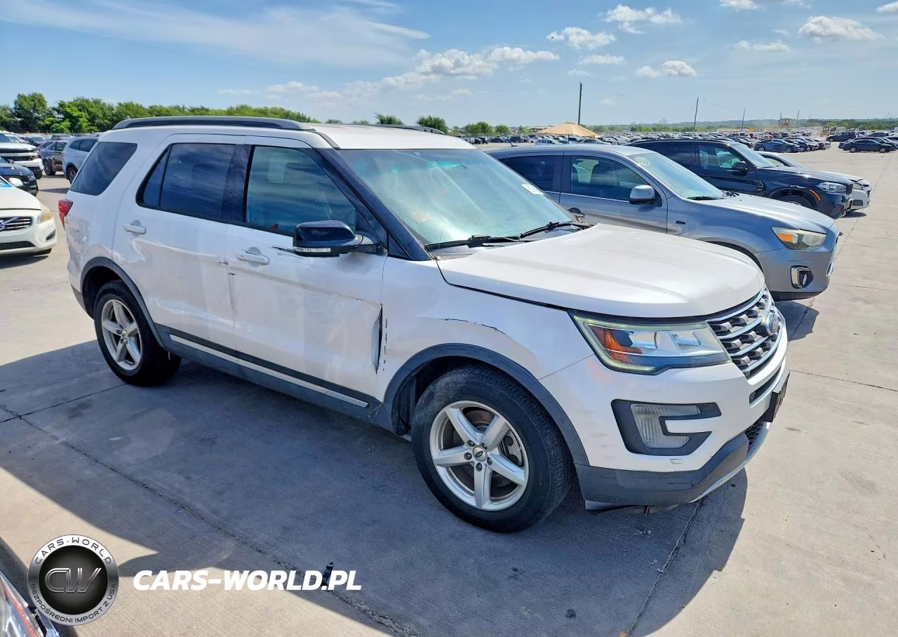 2016 Ford Explorer Xlt VIN:1FM5K7D8XGGC87238 - 4