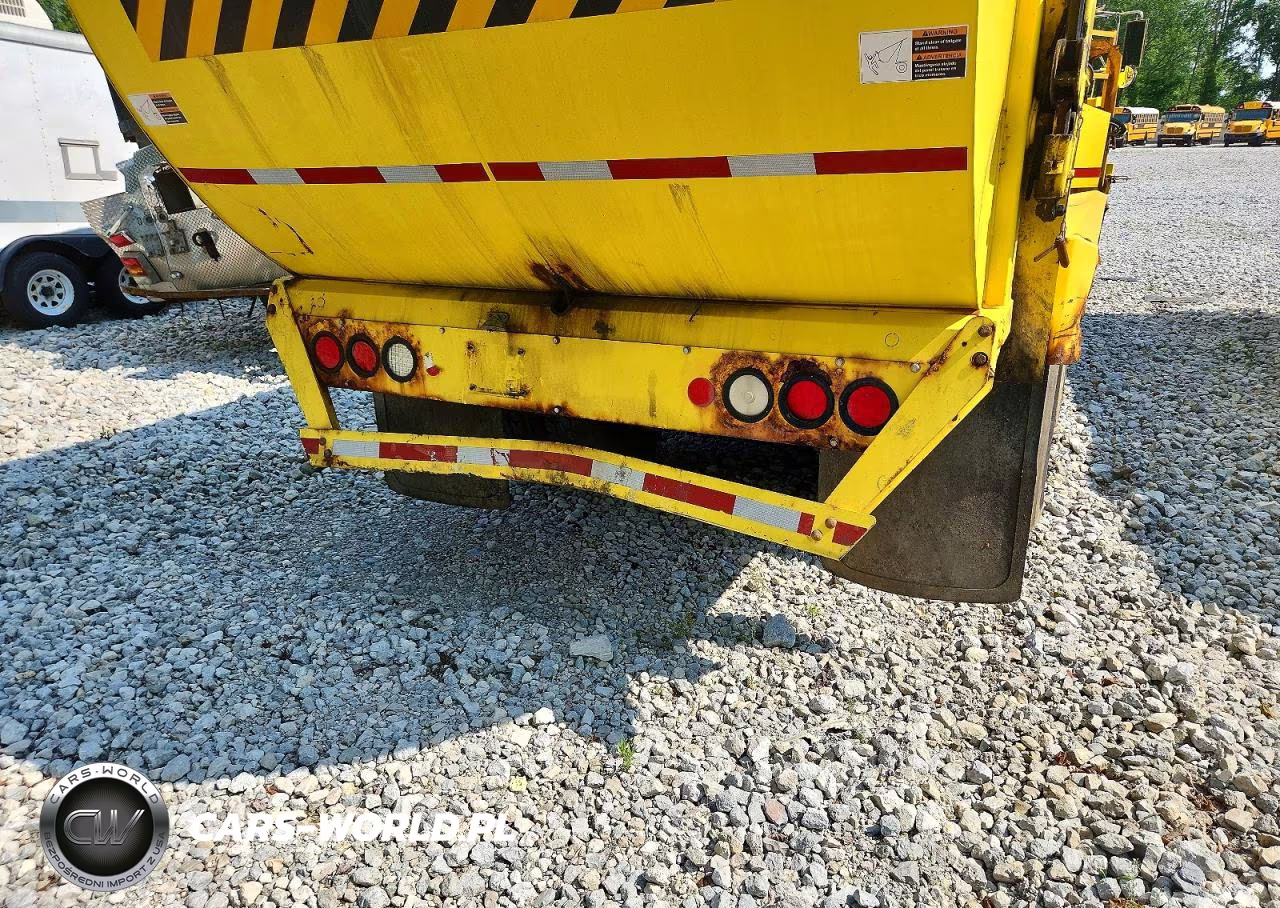 2018 Kenworth Construction T400 VIN:1NKBLJ0X9JR216329 - 12