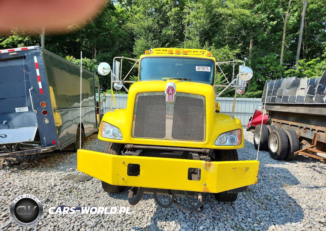 2018 Kenworth Construction T400 VIN:1NKBLJ0X9JR216329 - 5