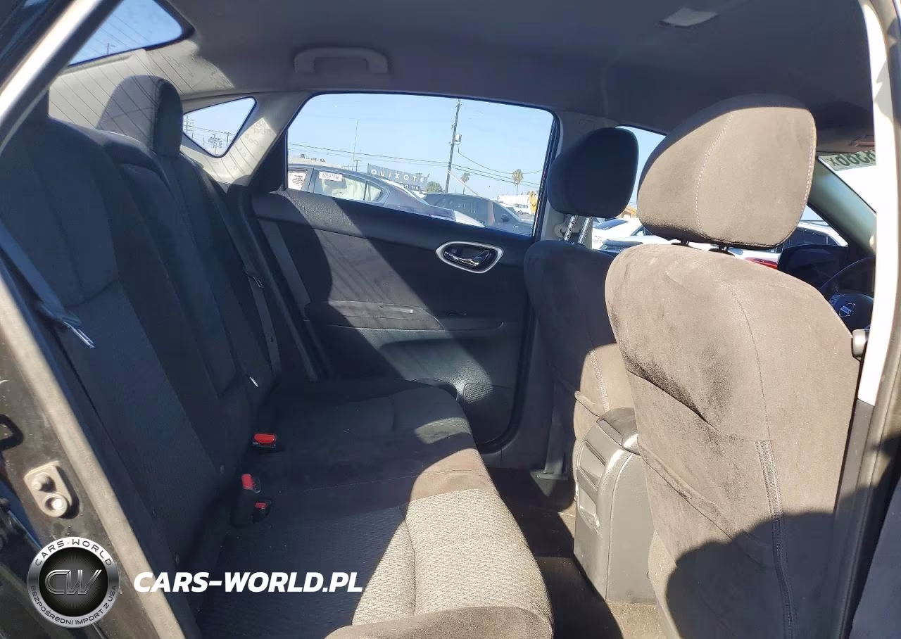 2015 Nissan Sentra Sr VIN:3N1AB7AP9FY383599 - 10