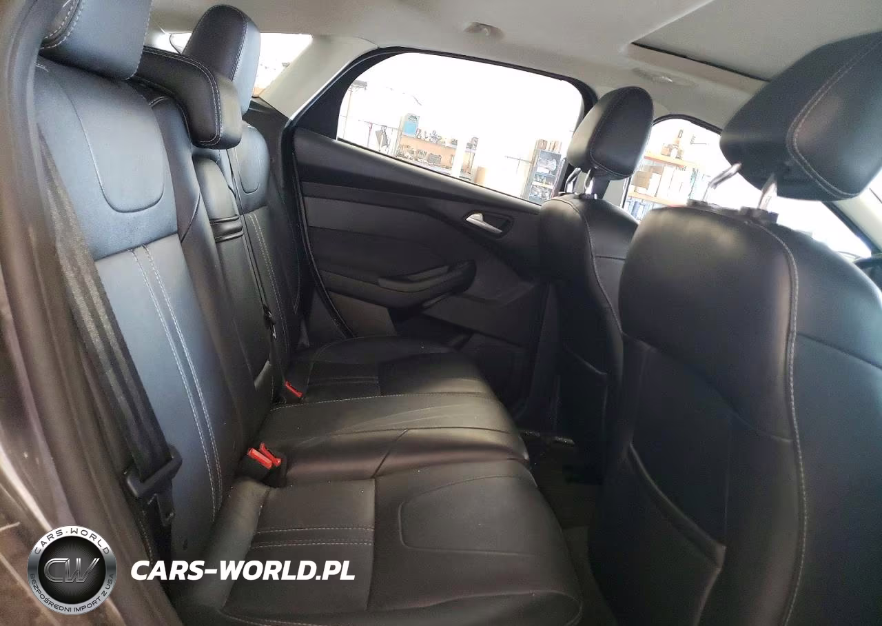 2012 Ford Focus Sel VIN:1FAHP3M26CL358403 - 10
