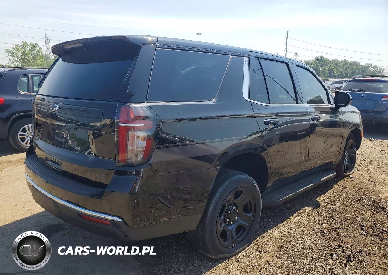 2023 Chevrolet Tahoe K1500 VIN:1GNSKLED2PR247503 - 3