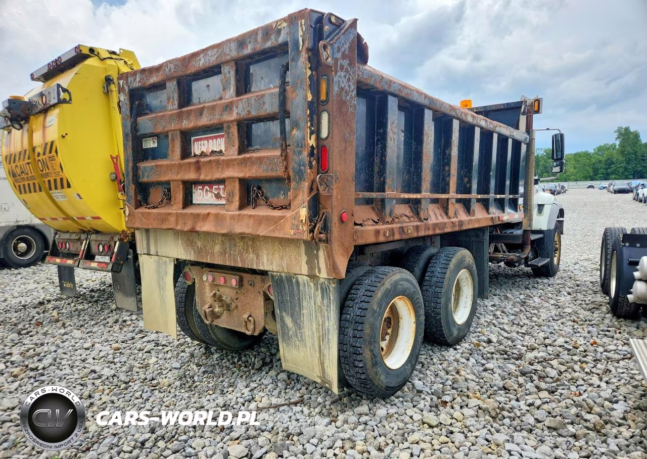 2007 International 7400 Dump Truck VIN:1HTWGAZT87J482765 - 3