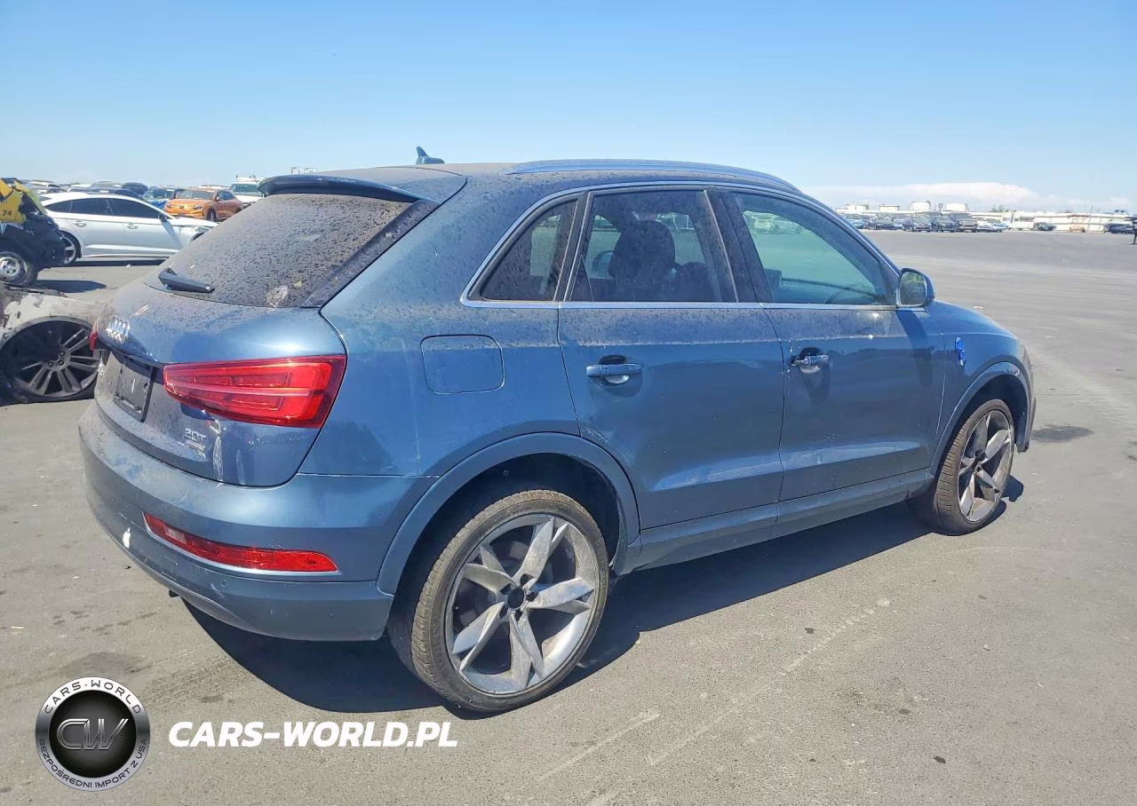 2016 Audi Q3 Premium Plus VIN:WA1EFCFS5GR014040 - 3