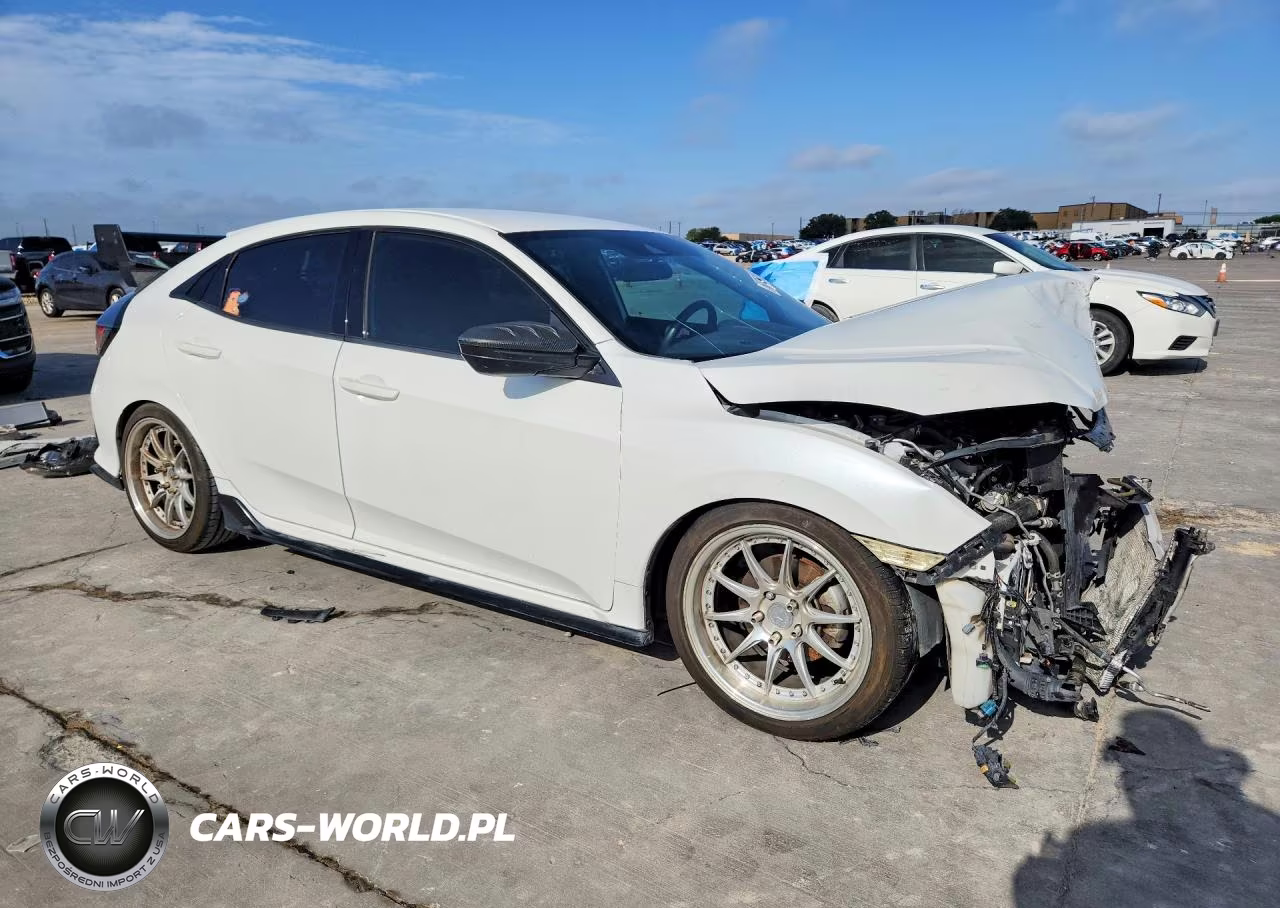 2019 Honda Civic Sport VIN:SHHFK7H49KU220860 - 4