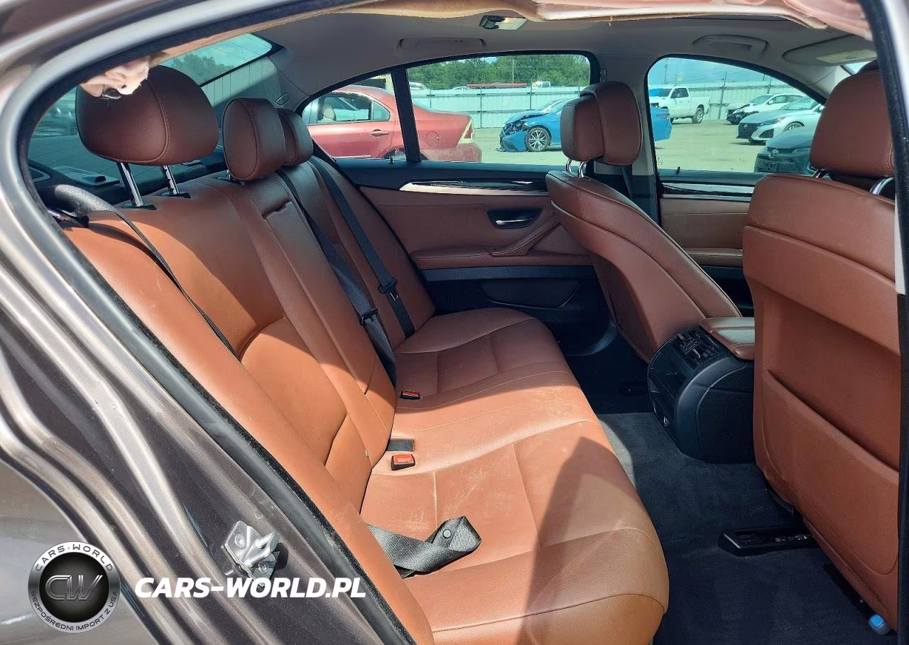 2012 BMW 528 I VIN:WBAXG5C55CDX06440 - 10