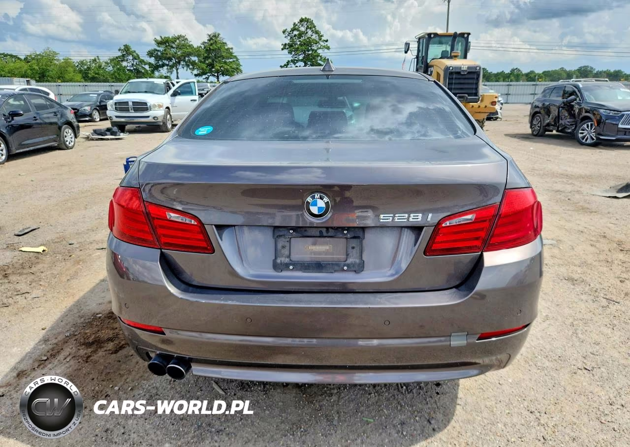 2012 BMW 528 I VIN:WBAXG5C55CDX06440 - 6