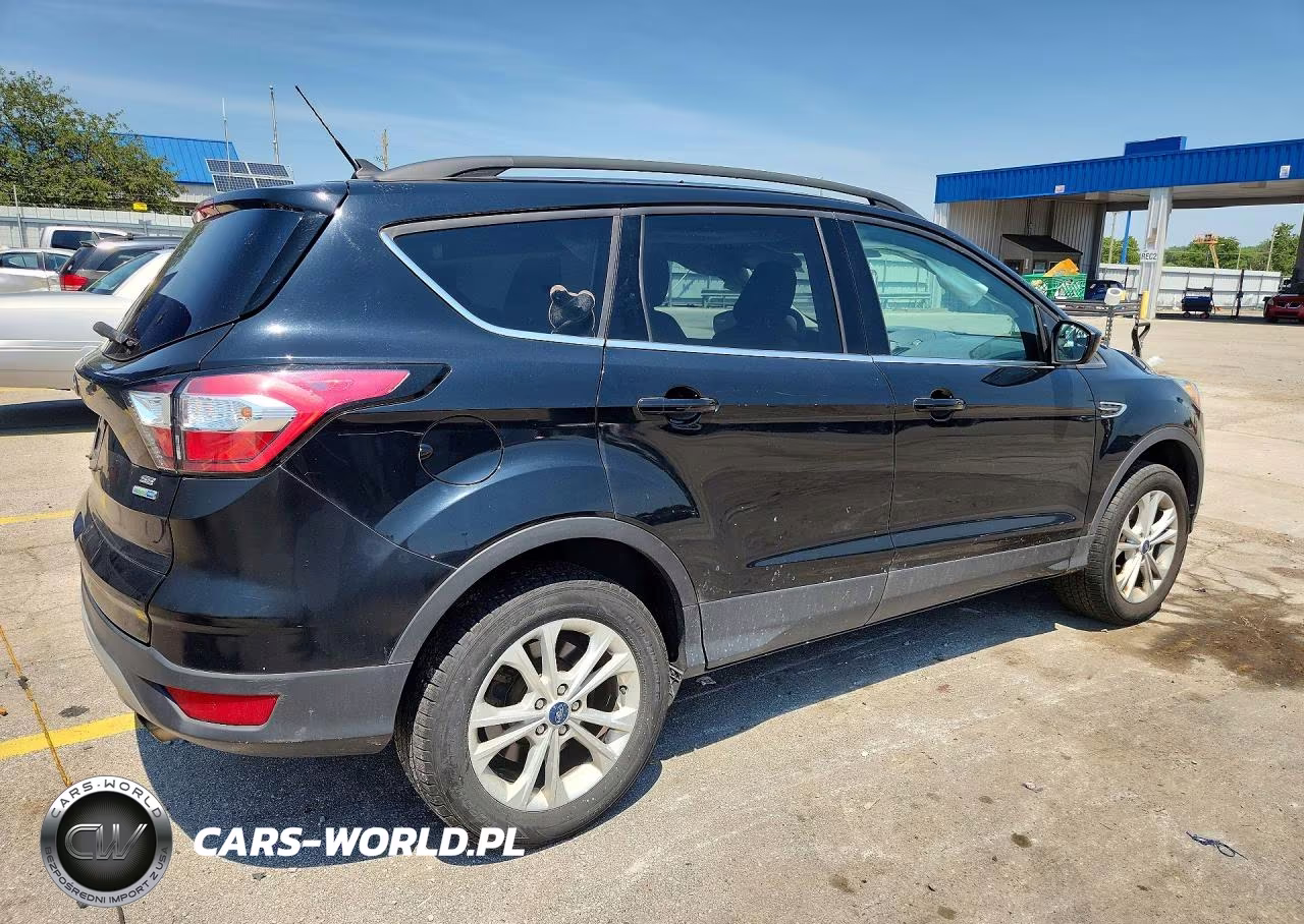 2018 Ford Escape Se VIN:1FMCU9GD6JUD39138 - 3
