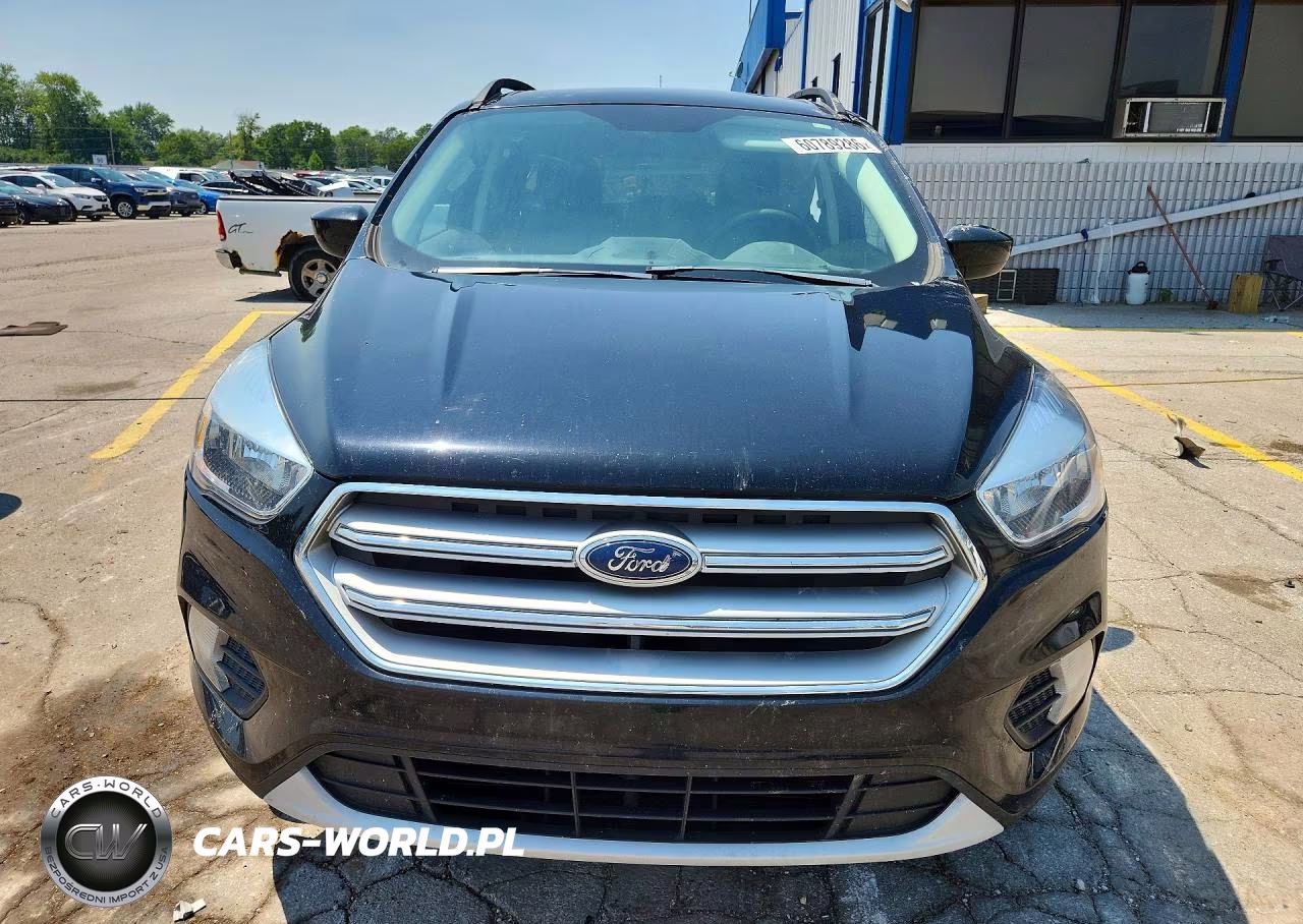 2018 Ford Escape Se VIN:1FMCU9GD6JUD39138 - 5
