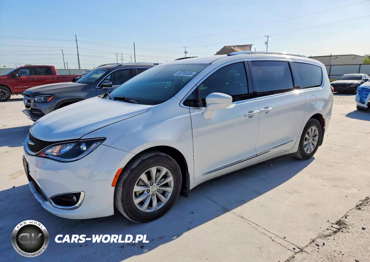 2019 Chrysler Pacifica Touring L