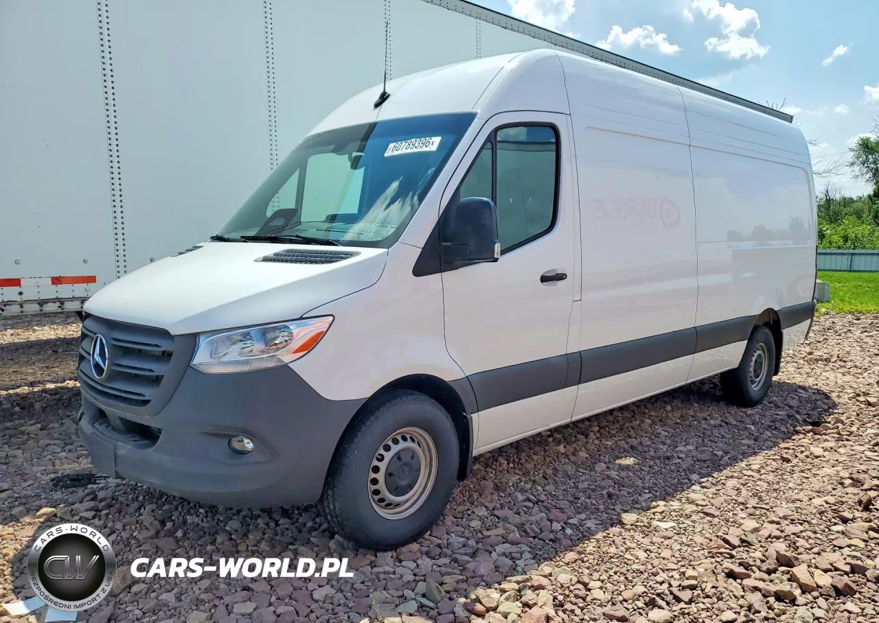 2025 Benz Sprinter Cargo 2500 – zdjęcie 1 z 14