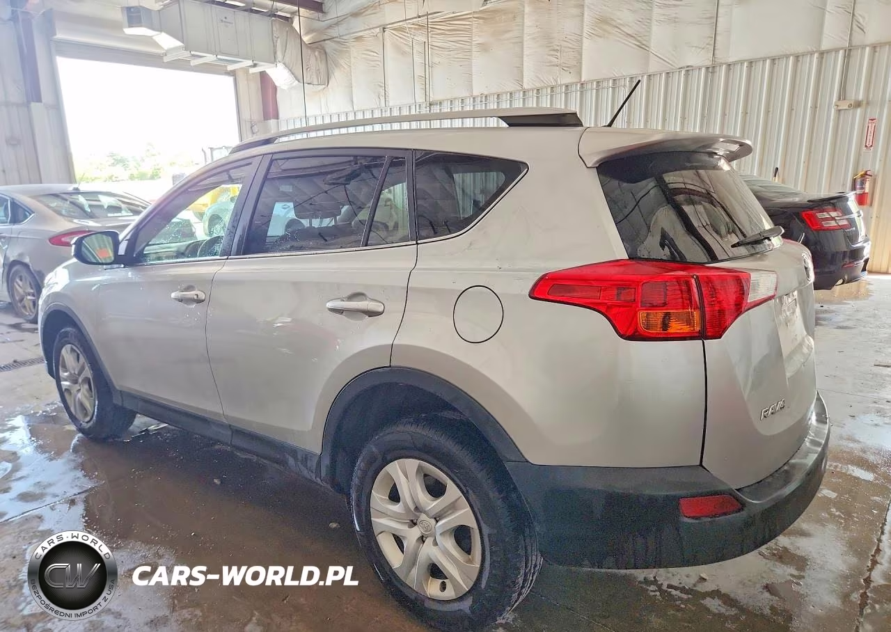 2015 Toyota Rav4 Le VIN:JTMBFREV9FD152473 - 2