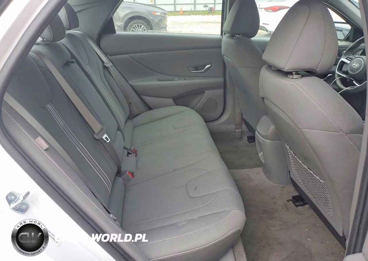2025 Hyundai Elantra Sel VIN:KMHLS4DG1SU031593 - 10