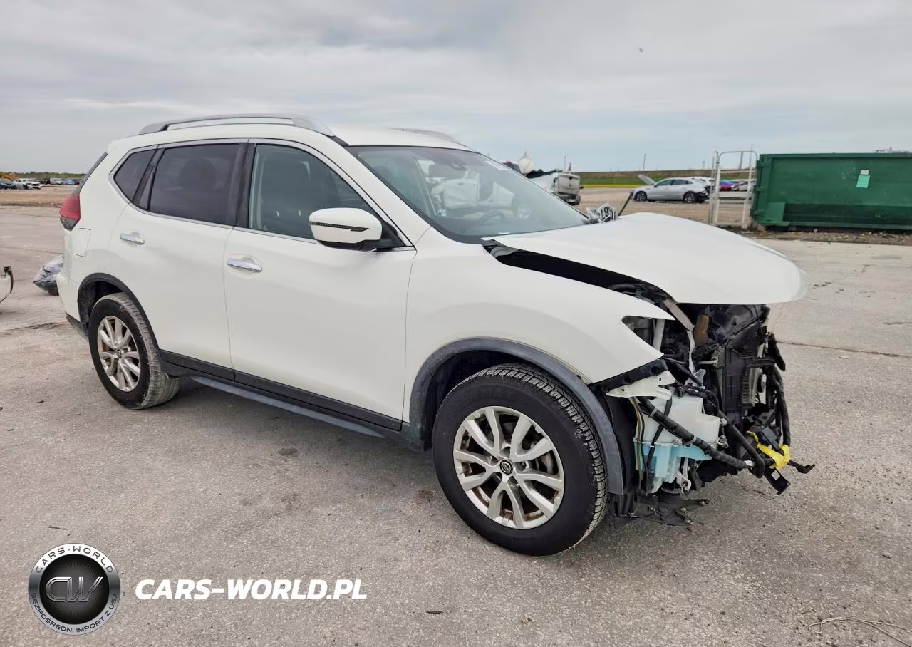 2020 Nissan Rogue S VIN:JN8AT2MT2LW018078 - 4