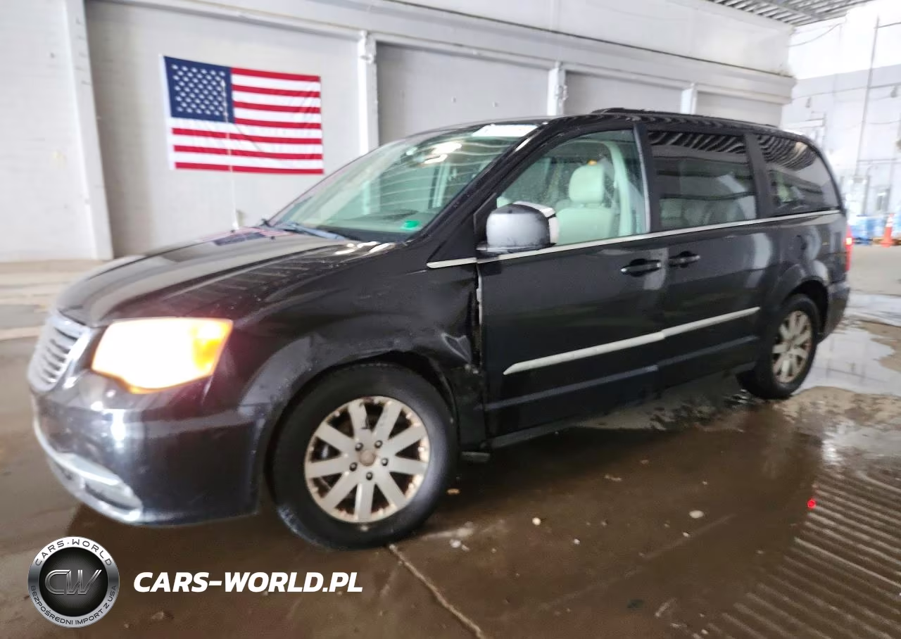 2011 Chrysler Town & Country Touring L