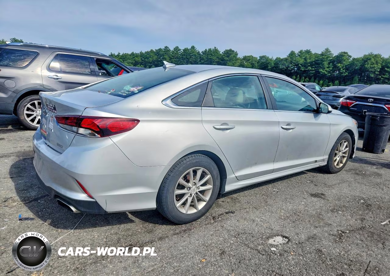 2018 Hyundai Sonata Se VIN:5NPE24AF4JH685649 - 3