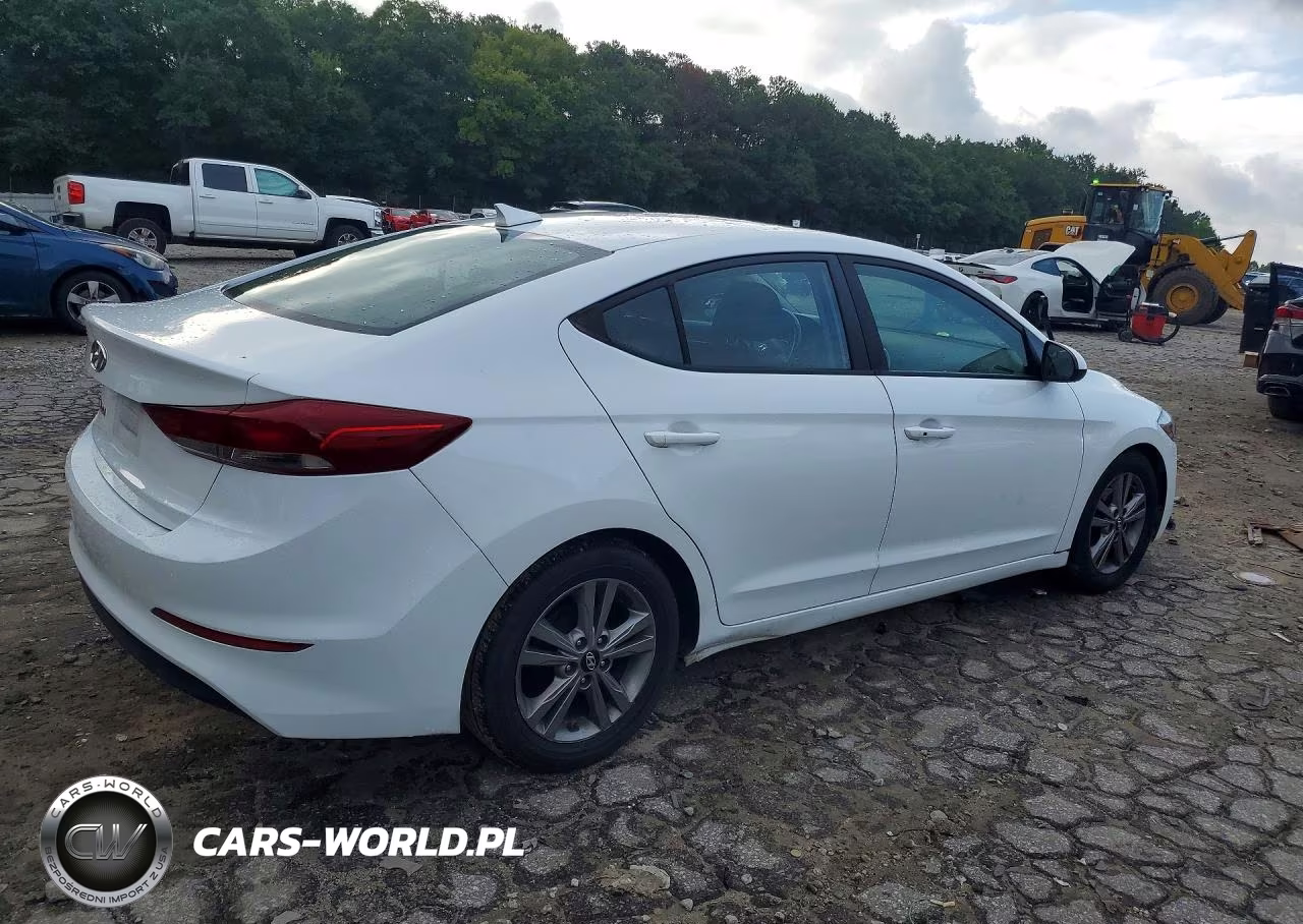 2017 Hyundai Elantra Value Edition VIN:5NPD84LF5HH139430 - 3